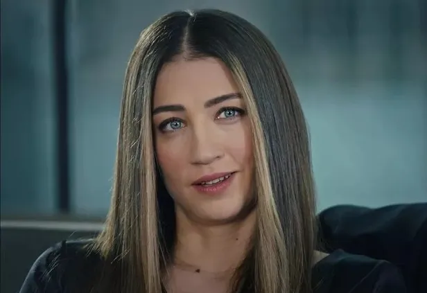 EDHO’nun yıldızı yeni diziye göz kırptı! İçimizdeki Ateş kadrosunda olacak! Eşkıya Dünyaya Hükümdar Olmaz’da racon...