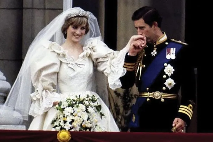 Prens Charles ve Diana’nın düğün pastası 40 yıl sonra satışa çıktı
