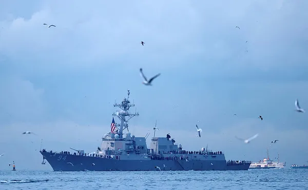 ABD savaş gemisi İstanbul Boğazı’na demirledi! ABD Büyükelçisi Jeff Flake’den Türkiye sözleri: Çok iyi bir müttefikimiz