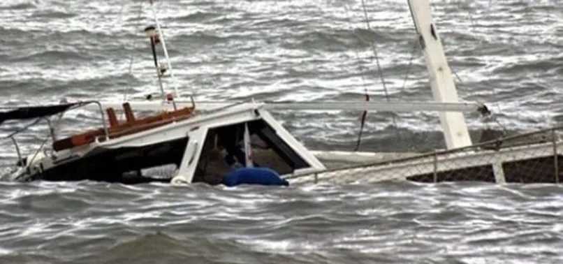 Japonya'da balıkçı teknesi ile kargo gemisi çarpıştı