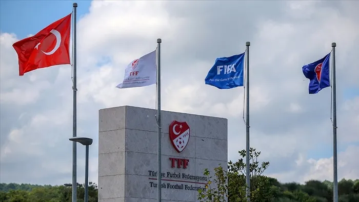 pfdk-kararlari-aciklandi-galatasaray-ve-trabzonspora-ceza-1725558626646.jpg PFDK kararları açıklandı! Galatasaray ve Trabzonspor'a ceza... - 1