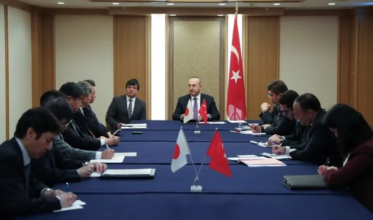 Dışişleri Bakanı Mevlüt Çavuşoğlu’nu böyle karşıladılar