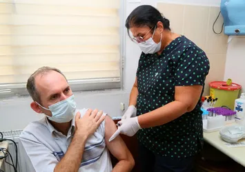 Yerli aşıda yeni dönem! İzmir'de ilk kez uygulanmaya başladı