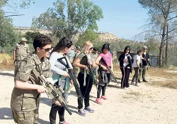 Rumların Türk korkusu: Kadın ve çocukları silahlandırdılar