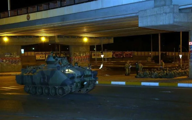 Asker Diyarbakır sokaklarında