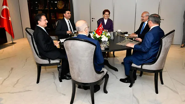 Bakan Varank'tan 6'lı masaya esprili gönderme: 2 ayda bir dönüşümlü olarak cumhurbaşkanı olsunlar - 2