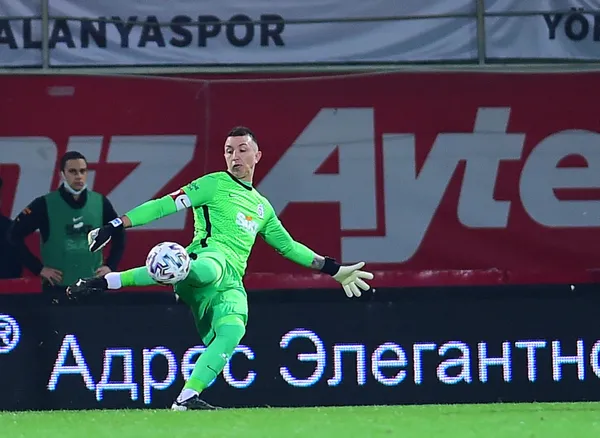 galatasarayda-musleradan-yeni-sozlesme-aciklamasi-umarim-devam-ederim-1614464133665.jpg Galatasaray'da Muslera'dan yeni sözleşme açıklaması! "Umarım devam ederim" - 4