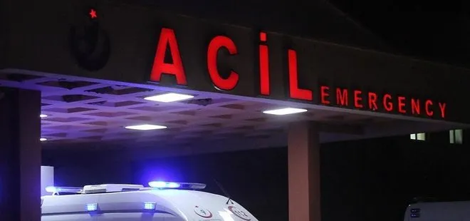 Kayseri'de feci kaza! Devrilen otomobilde 2'si ağır 4 kişi yaralandı