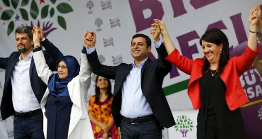 HDP fezleke rekoruna koşuyor! 1294 fezlekeden 914'ü HDP'li vekillere ait - 1