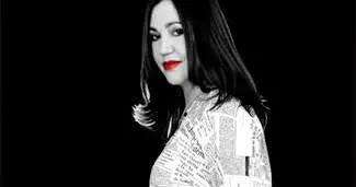 Nazan Öncel’e bak sen!