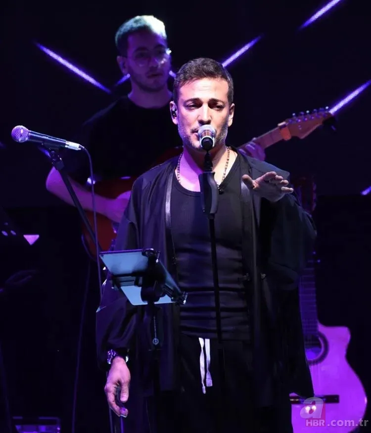 Oğuzhan Koç ve Murat Dalkılıç sahnede kırdı geçirdi: Ya terk et ya da... 2