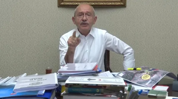 kilicdaroglu-depremden-siyaset-devsirmeyi-surduruyor-devletin-konut-yapma-sozunu-tehdit-olarak-niteledi-1677272567629.jpg Kemal Kılıçdaroğlu depremden siyaset devşirmeyi sürdürüyor! Devletin 'konut yapma' sözünü tehdit olarak niteledi - 1