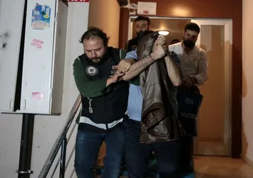Adana'da FETÖ'ye 'üst düzey' operasyon!