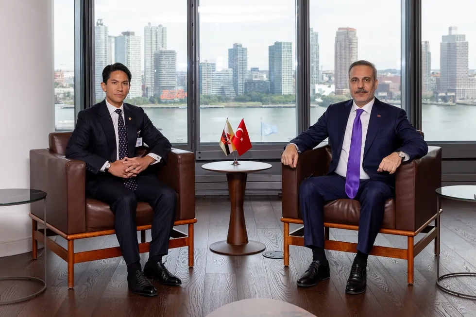 bakan-fidandan-turkevinde-yogun-diplomasi-trafigi-konakovic-ve-mateen-ile-gorustu-1790279441916.jpg Bakan Fidan'dan Türkevi'nde yoğun diplomasi trafiği! Konakoviç ve Mateen ile görüştü - 1