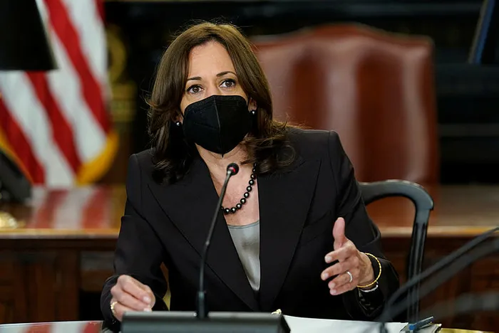 son-dakika-abd-baskan-yardimcisi-kamala-harris-kovid-19a-yakalandi-1650991655261.jpg Son dakika: ABD Başkan Yardımcısı Kamala Harris Kovid-19'a yakalandı - 2