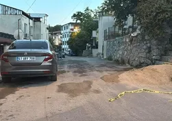 Kocaeli'nde sokak ortasında dehşet! Eşini çocuğunun gözü önünde öldürdü