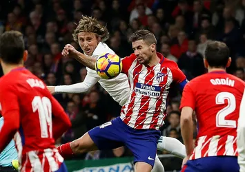 Madrid derbisi Barcelona'ya yaradı