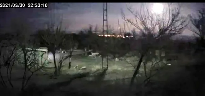 Kayseri'de şaşırtan görüntü! Gökyüzü birkaç saniyeliğine aydınlandı