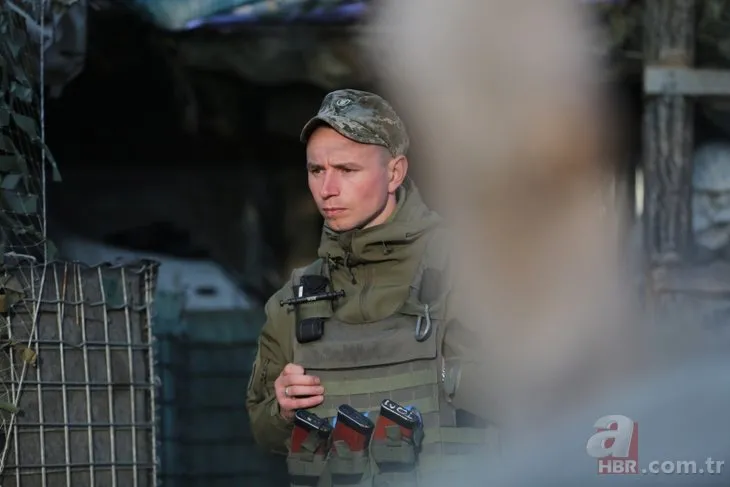 Rusya Ukrayna savaşından yeni görüntüler servis edildi! Askerler siperde kaldı