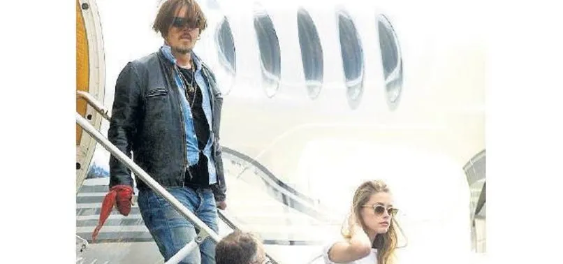 JOHNNY DEPP EŞİ AMBER HEARD’İ YASTIKLA BOĞMAYA ÇALIŞTI