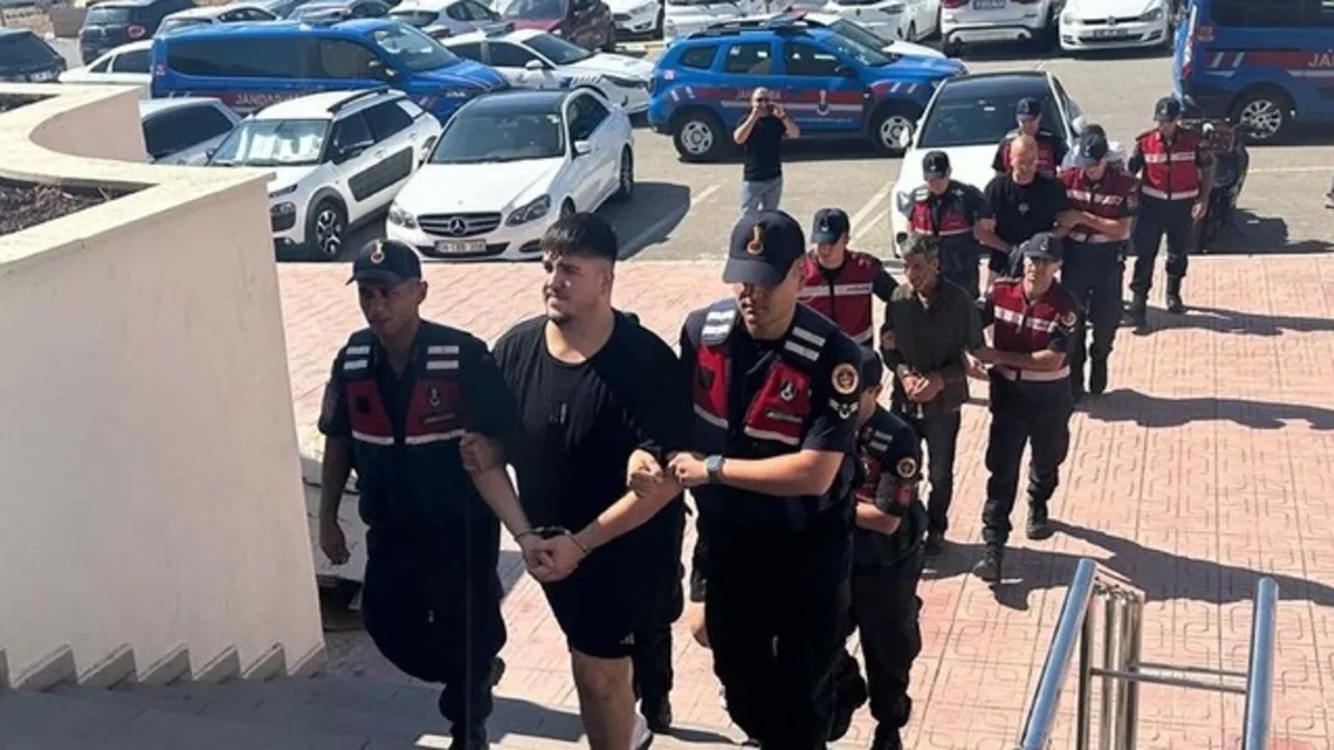 İstanbul'da iş yerini kurşunlamışlardı! 5 şüpheli tutuklandı