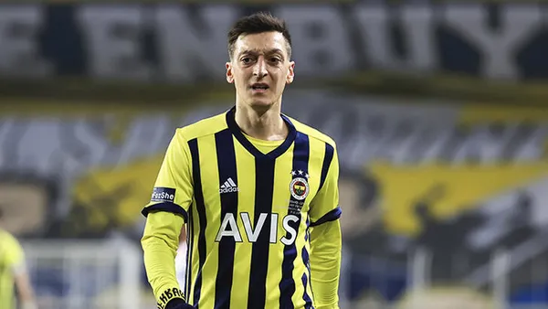 Kanarya evinde ağır yaralı! Fenerbahçe 1-2 Gençlerbirliği MAÇ SONUCU