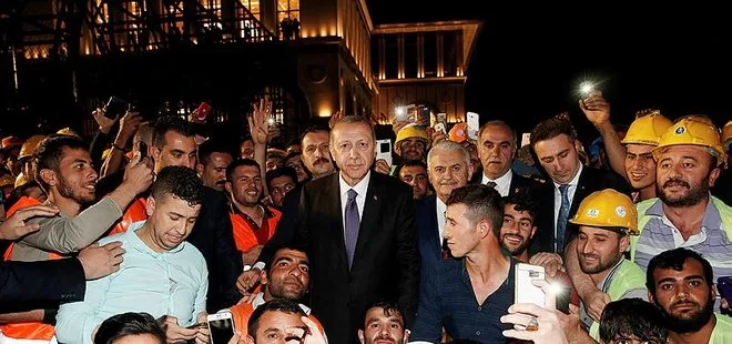 Cumhurbaşkanı Erdoğan, Külliye’deki inşaat çalışmalarını inceledi