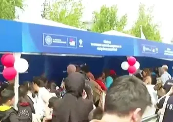 Meclis'te çocuklar için bilim şenliği