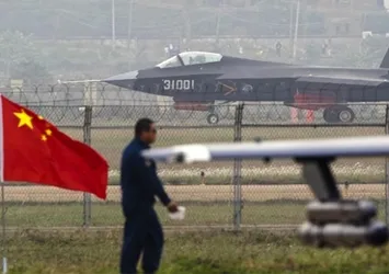 Çin'den kriz çıkartacak hamle! 9 savaş uçağı...