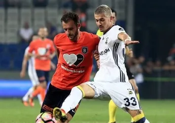 Simon Kjaer'in yerine Neustadter!