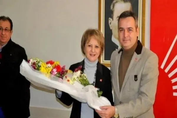 CHP’de koltuk kavgası! Peş peşe istifalar geliyor