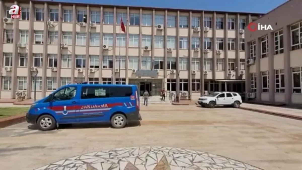 Aydın'da akrabasını tornavida ile öldüren zanlı mahkemeye sevk edildi