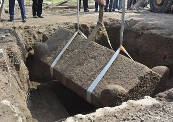 Kralın tacını bekliyorlardı ama...