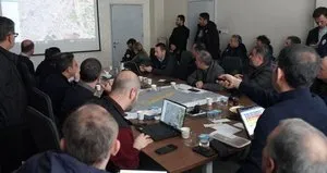 Deprem bölgesinde konut çalışmaları sürüyor