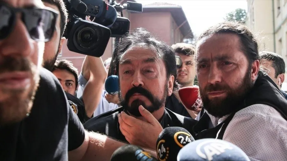 İşte Adnan Oktar'ın çetesi