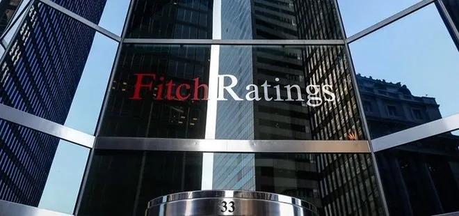 Fitch Ratings İtalya’nın kredi notunu düşürdü