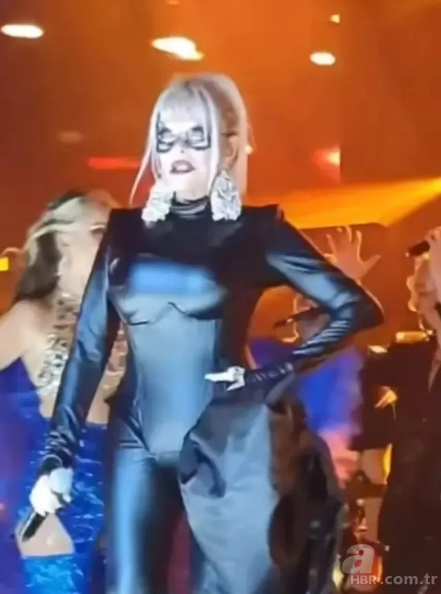 Ajda Pekkan sosyal medyanın diline düştü! “Bez bağlamış gibi” 5