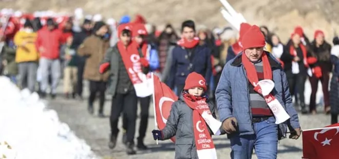 Gençler şühedanın izinde yürüdü