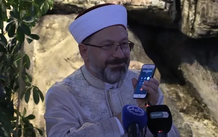 Başkan Erdoğan Diyanet İşleri Başkanlığının Diyarbakır’daki programında katılımcılara telefonla hitap etti