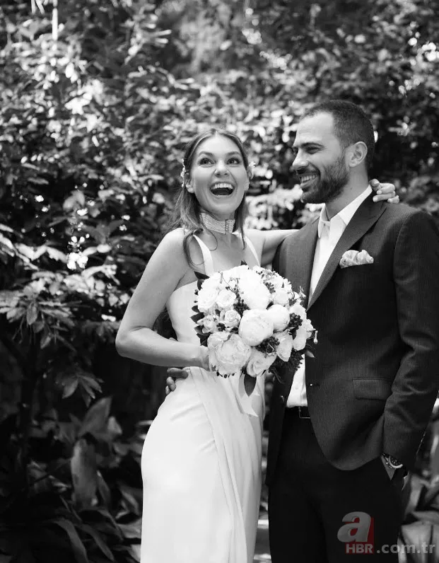 Bebek bekleyen Aslı Enver eşine poz verdi! Fotoğraflarına beğeni yağdı 1