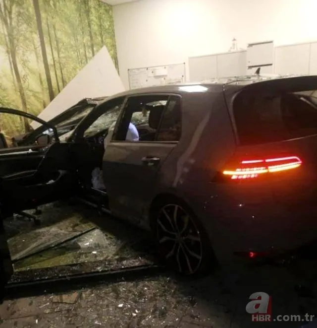 Ünlü futbolcu arabasında başından silahla vurularak öldürüldü! 4
