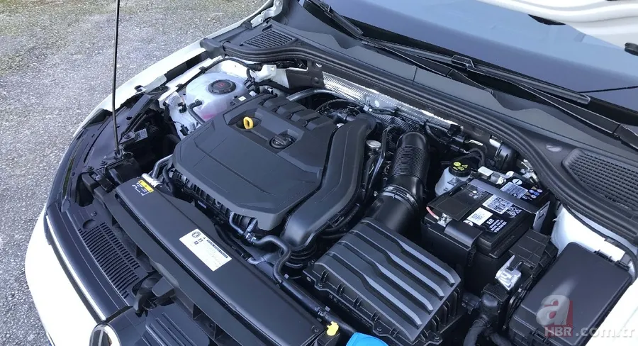 Volkswagen Golf 8'de tarihi değişim kararı! Volkswagen Golf 8 özellikleri neler? Yeni Golf Türkiye'ye ne zaman gelecek? 11