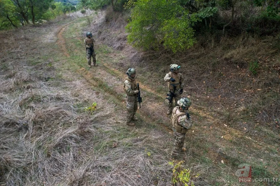 Türk ordusunun gururu SAS komandoları görüntülendi! 5