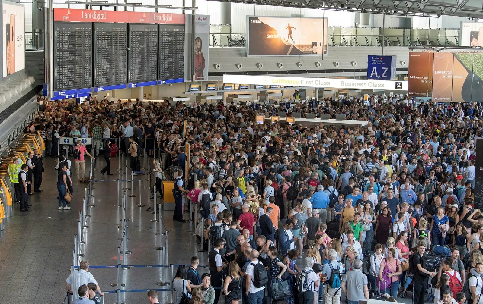 Almanya Frankfurt Havaalani Nda Alarm A Haber Son Dakika Dunya Haberleri