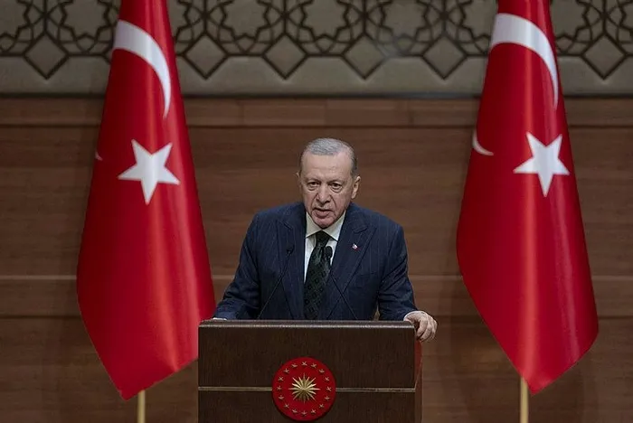 baskan-erdogan-8-anadolu-medya-odulleri-toreninde-konustu-1717609868374.jpeg Başkan Erdoğan 8. Anadolu Medya Ödülleri töreninde konuştu! - 1