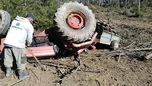 Son dakika: Zonguldak'ta freni boşalan traktör takla attı - 2