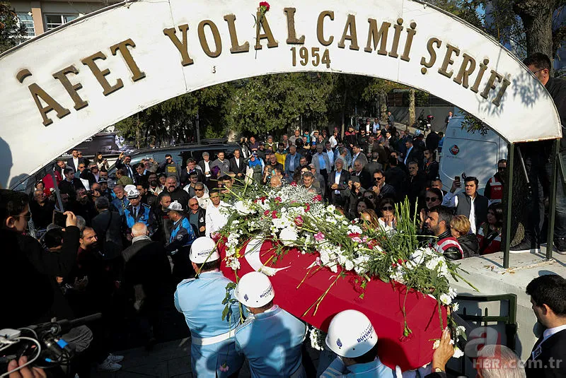 Yıldız Kenter’in cenazesinde gergin anlar! Şebnem Sönmez çileden çıktı 5