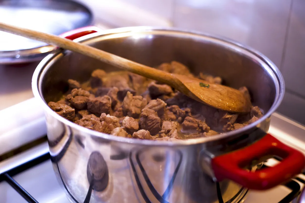 Kurban eti kavurma tarifi: Lezzetli kolay ve ağızda dağılan bayram kavurması nasıl yapılır? İşte kavurma yapılışı