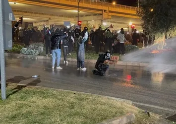 Antalya'da maskeli provokatörler sokaklarda: 30'a yakın gözaltı