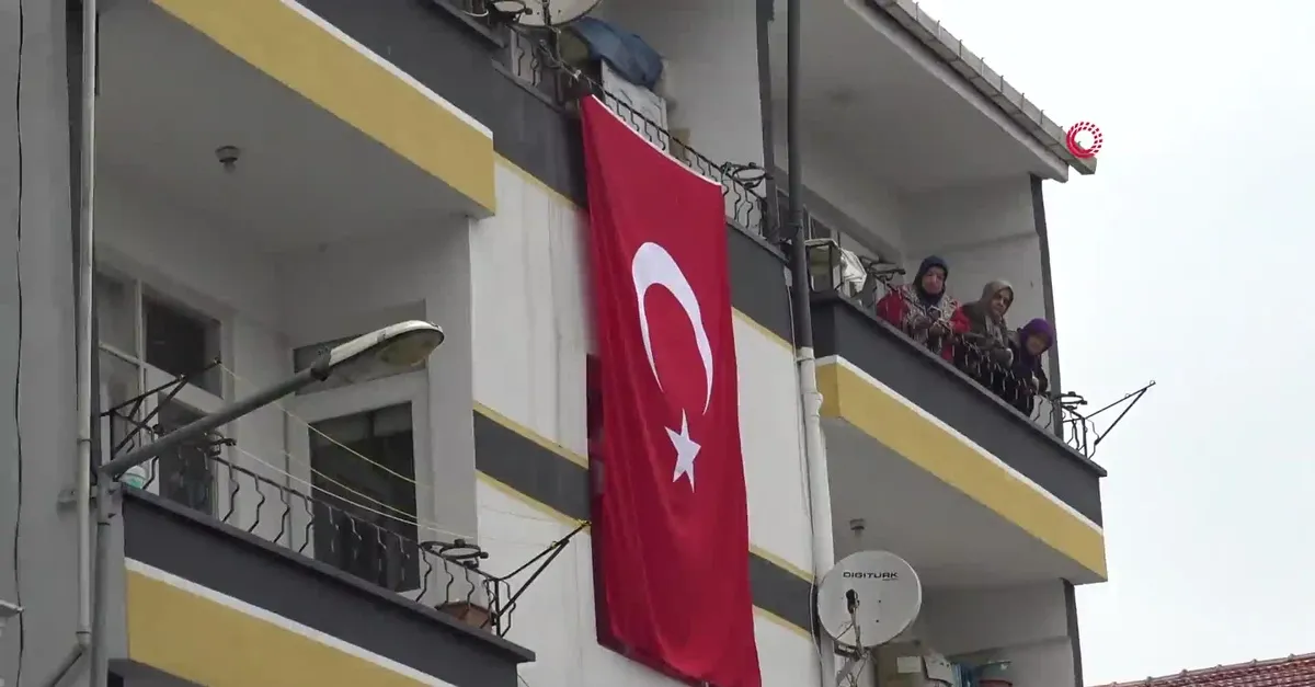 Şehit düşen Kander Babür'e son görev!